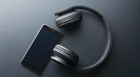 9 common bad habits that damage headphones