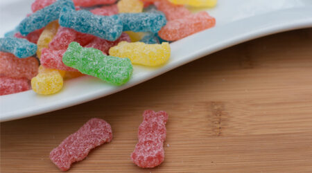 9 common foods that are detrimental for teeth health