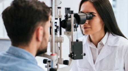 11 Signs of Poor Eyesight Due to High Sugar