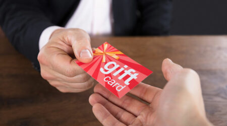 5 mistakes to avoid when buying gift cards